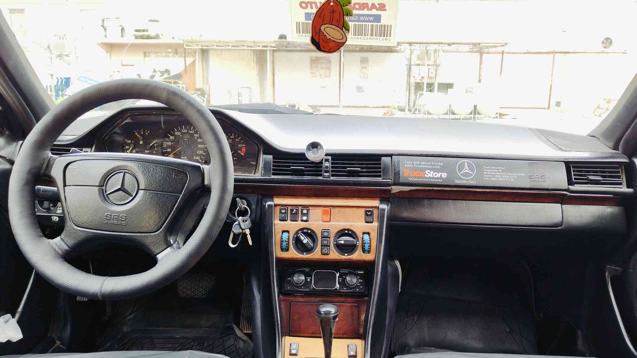 مرسيدس • ١٩٩٢ • VVT