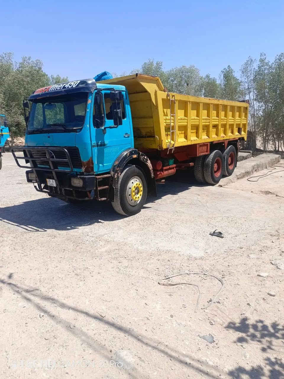السلام عليكم البي 75للبيع مكينه 28جديده كير 160 جديد داير 14مجموعه نص جياف رقم نجف نكليزي السعر 195وبيها مجال ال ستفسار على رقم ***********
