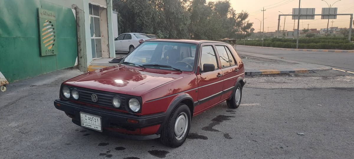 للبيع كولف مديل 1991 
صبغ كم قطعة شرط التحويل 
رقم نينوى سنوية لل29
السعر 35$
رقم الهاتف :***********
