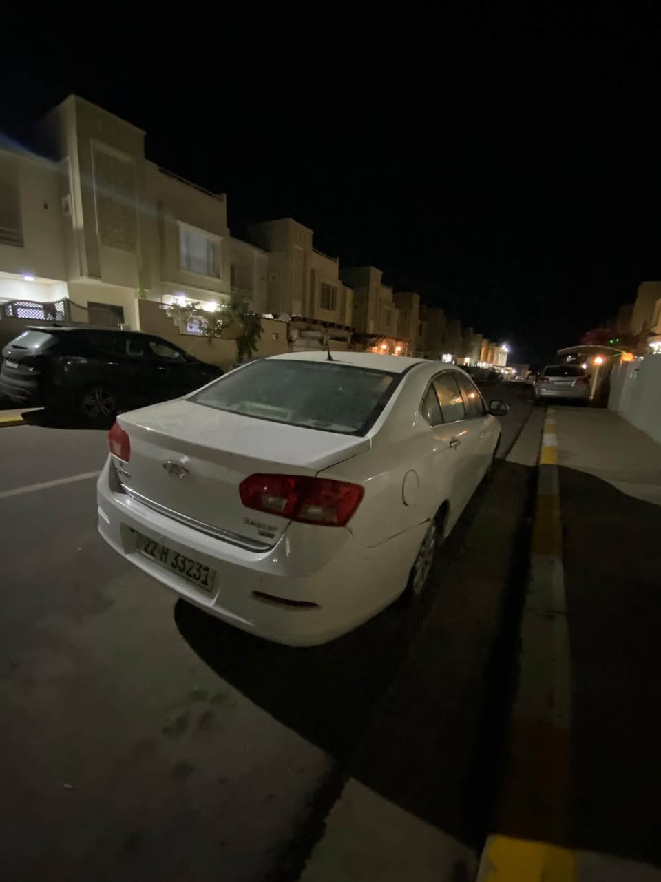 شيري ايستار • للبيع • تواصل