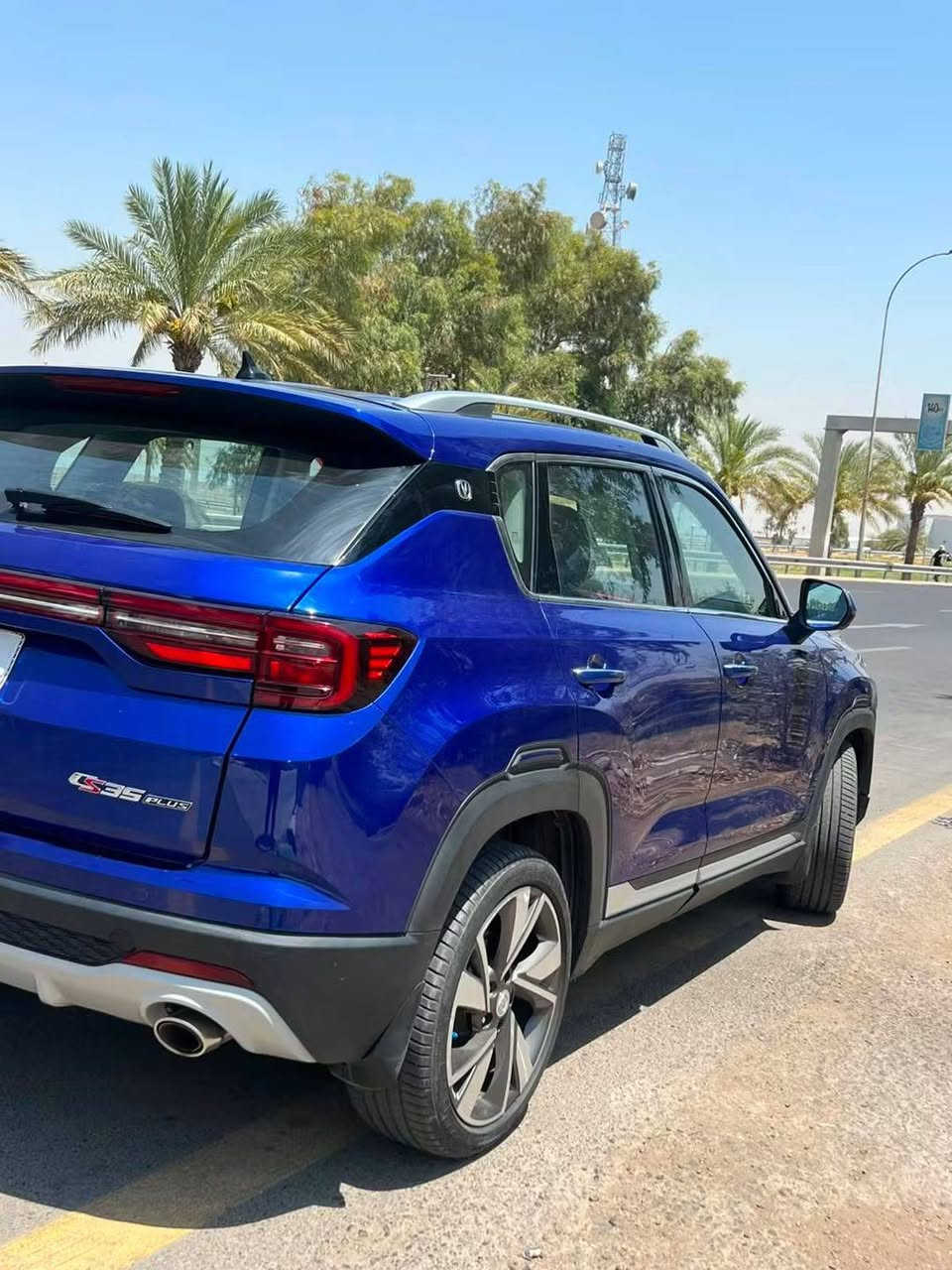 شانجان cs35 فوول مواصفات
موديل 23
ماشيه56
بعدها بالضمان
سعر 139 بيها مجال
بغداد 
***********
