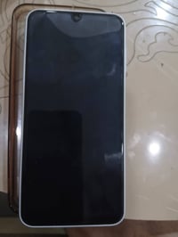 جهازين • A16 نضيف • A17 بكسر شاشة