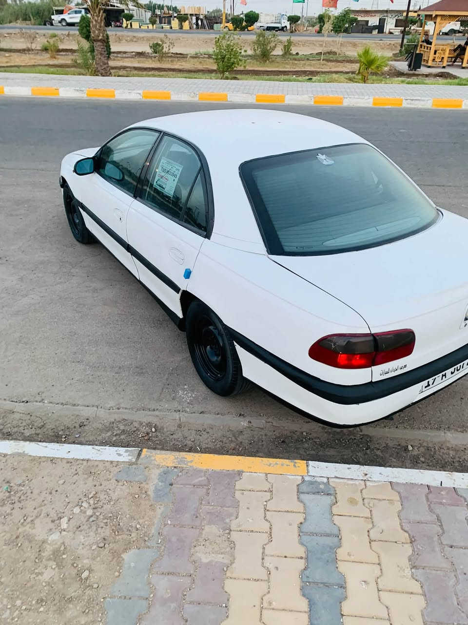 اوبل موديل 1994
كير ومحرك بطه ياباني مكفولات حاويه 

كهربائيات شغاله 

حداديه  وباتري وتخم تاير جدد

ويل عادي جديد مع كبات اوبل

رقم انكليزي كربلاء بسمي تحويل مباشر مشروع وطني 

دواخل نضيفه 

سياره نضيفه ومرتبه 

السعر 39 وبي مجال 

العنوان واسط الكوت 

***********
