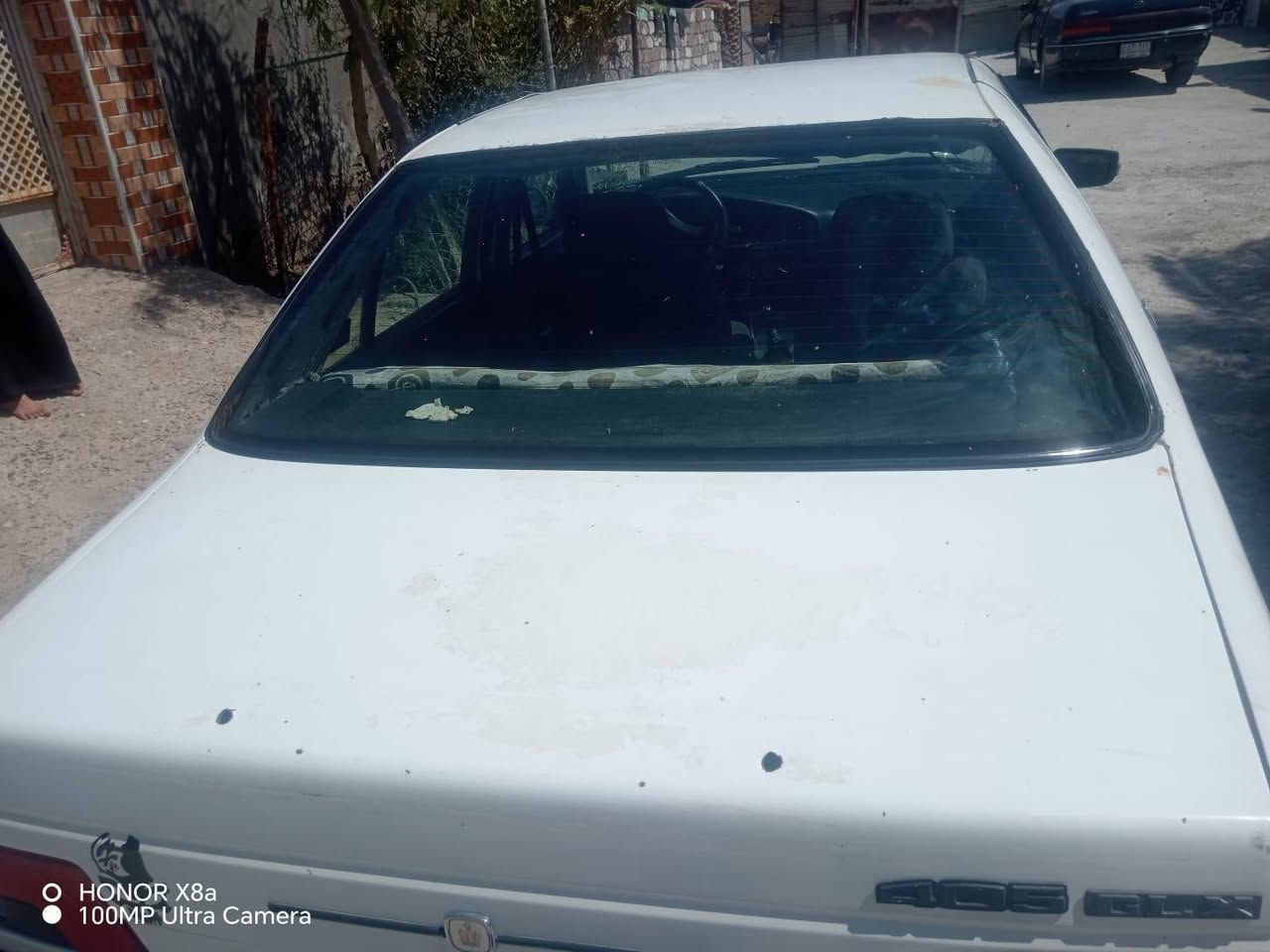 بيحو 405 موديل 12 رقم انكليزي ميسان سنويه ل 28  محرك جديد ضفيره جديده عقل جديد مكان العماره  ***********

