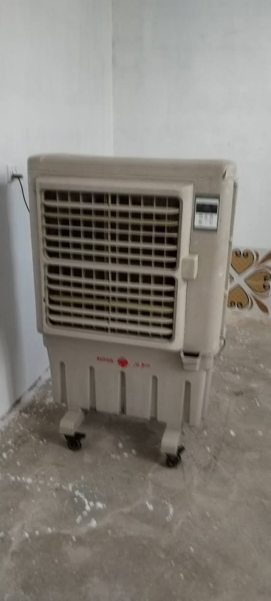 غرفه نوم نضيفه جدا مع كاونتر جديد مع كنفيره لوك جلولاء مدخل سيطرت المعسكر هاتف *********** وات ساب متواجد ملاحضه علما نشتري مستعمل ونراوس كل شيء خناقين, ديالى
