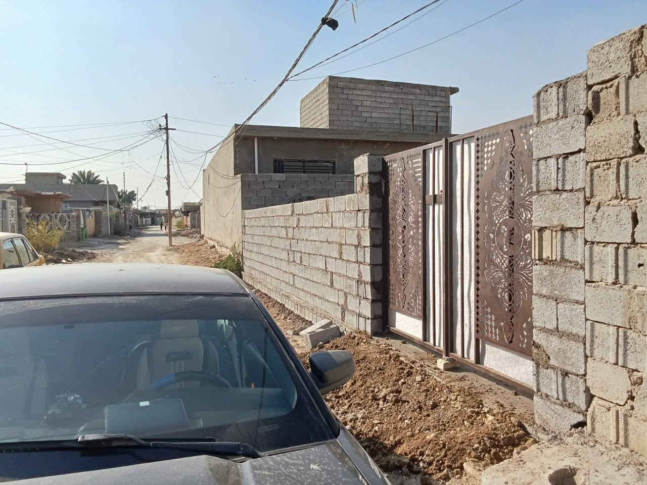 اسلام عليكم قطعة ارض للبيع  المساحة 140 متر 
زراعي التصنيع  مي كهرباء تبليط مدفونة ومحدولة 
وباب خارجي وبسعر مناسب  ***********
