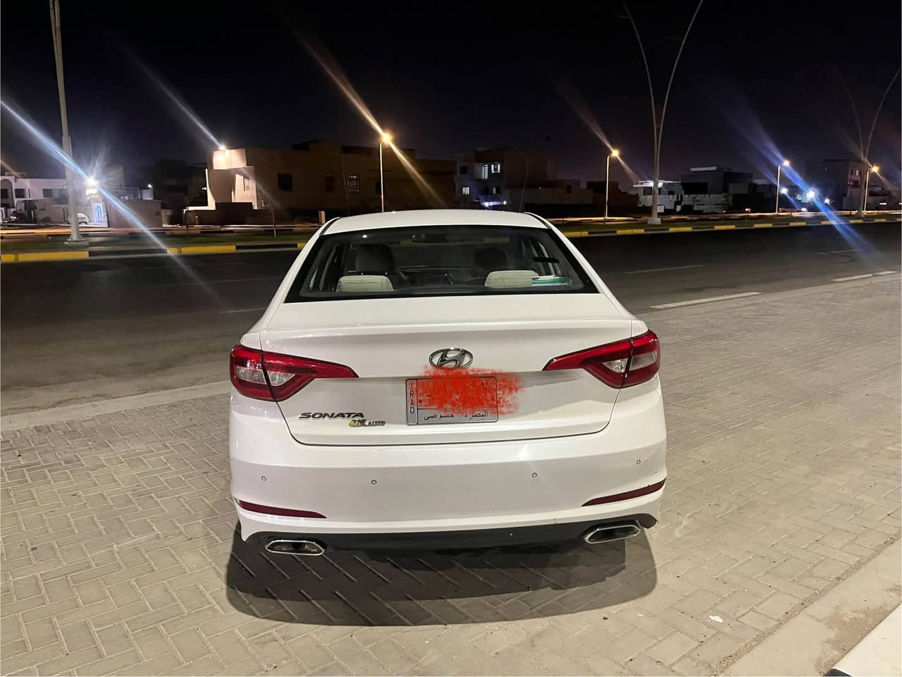 سوناتا 15 خليجي
محرك 2400  دوش ( مرغوب ) 
قطعتين تبريد و تدفئه  خلفي
كامره خلفيه 
سياره بيها ملاحظات مثل ما موجود بالصور 
رقم بصره ب اسمي تحويل ثاني يوم
ب 155 ورقه وبيها مجال للجيه 
  نقد ابيع مو اقساط
مكاني بصره - قبله 
رقم *********** 
مو شراي لا تكسر بحلال العالم
