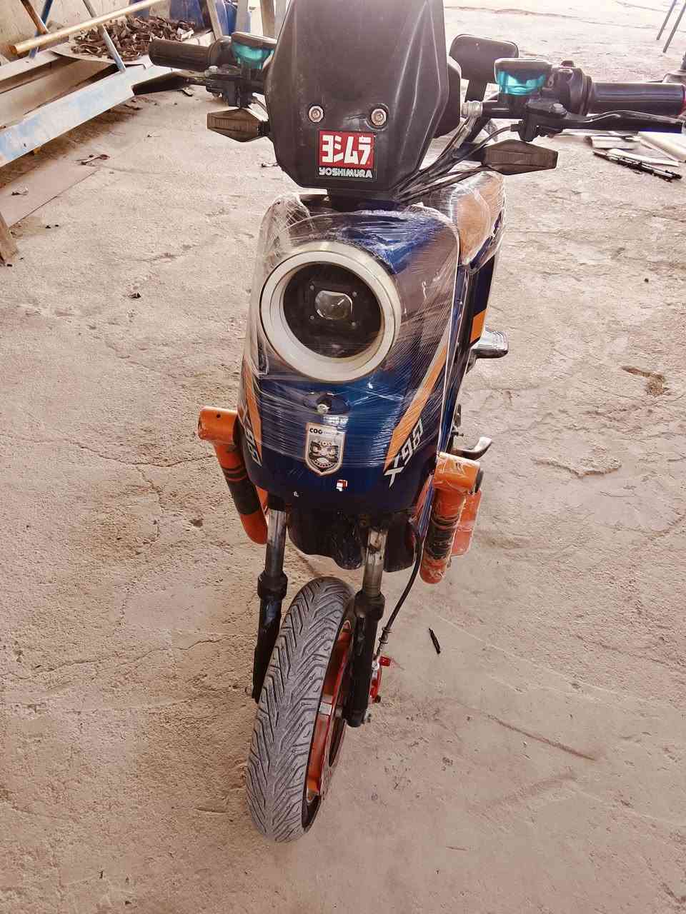 سلام عليك دراجه x900 دراجه حلوه كهربايات كله شغاله سعر 290 العنوان البصرة الزبير *********** بيه واتساب
