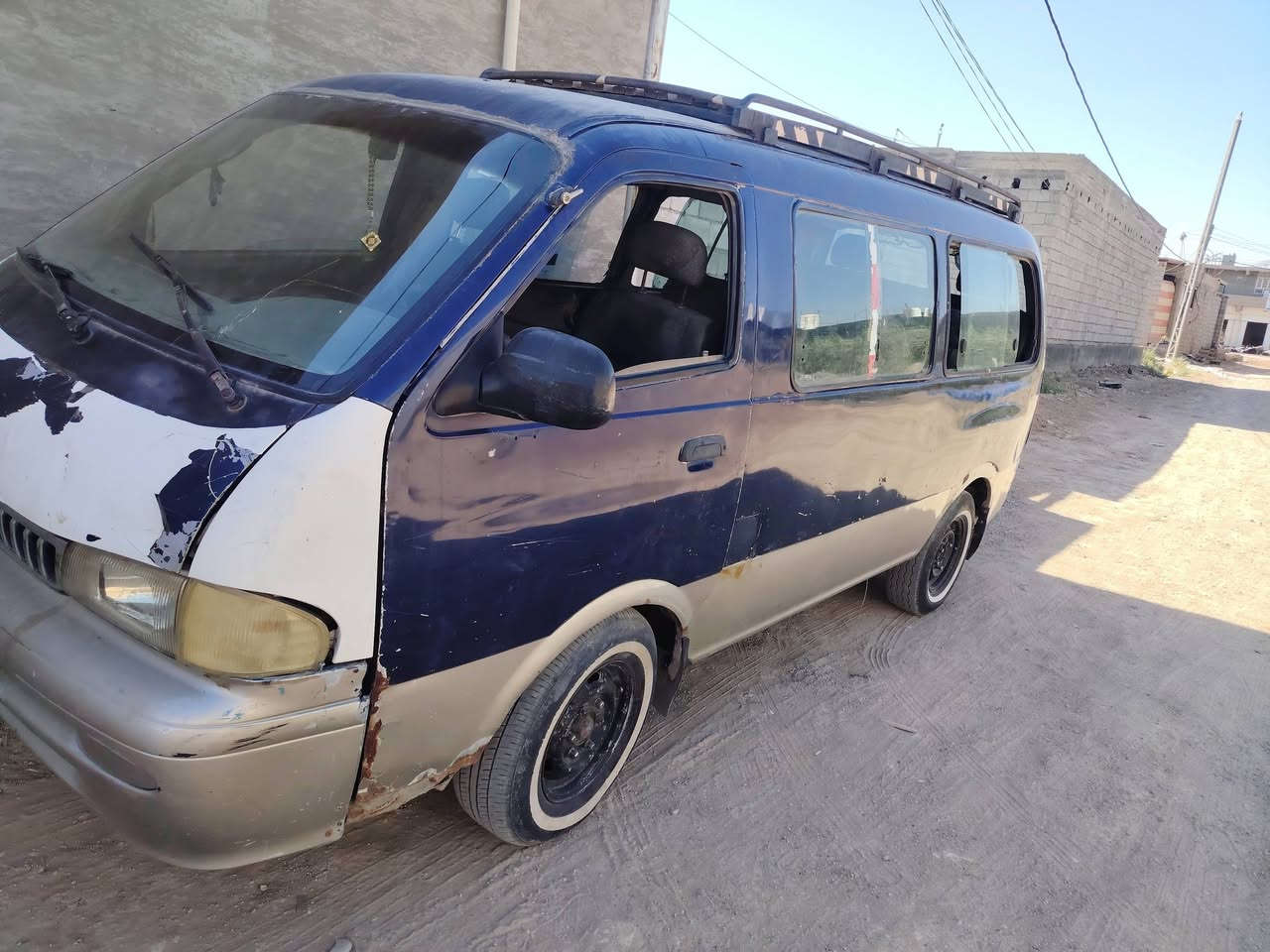 السلام عليكم بريجو للبيع موديل 96 مكينة كير اكسل مكفولات سنويتهة لل28 تحويل مباشر سيارة بيهة شاصي واحد معمر جهت الصدر فقط وعندي بيهة ترتيبات عارضهة ب٣٥ قفلهة مكاني ديالى الخالص ***********

