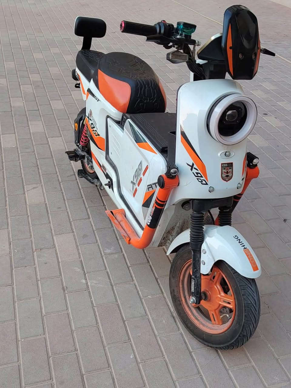 السلام عليكم
دراجة شحن للبيع x900

نضيفة وبطارتهة نضاف نص عمر 

عنوان مجمع بسماية 

سعر375 

رقم ***********
