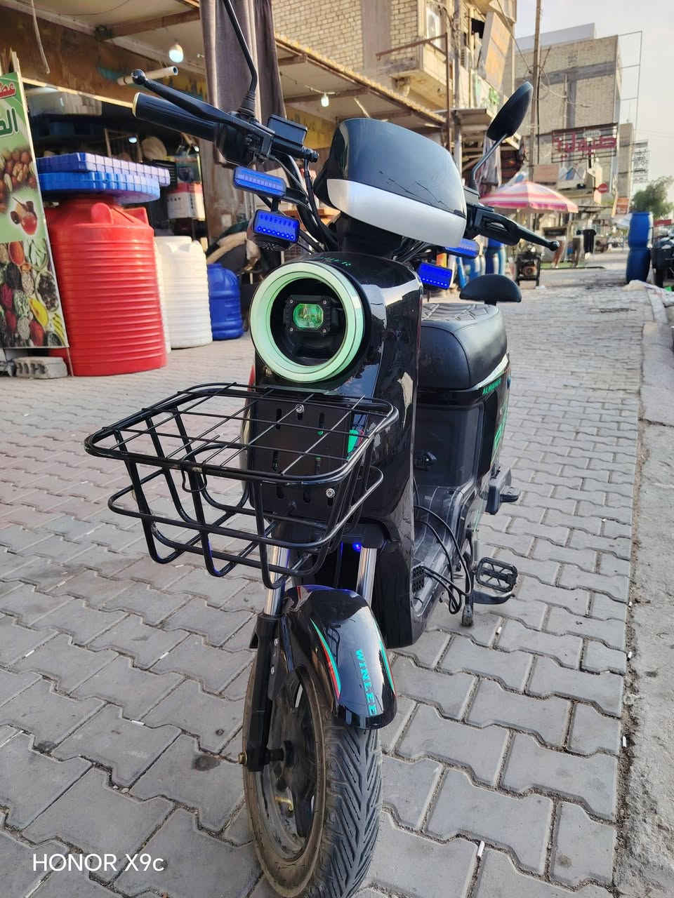 دراجة شحن R9 حالتها جيده استخدام قليل
السعر 450
***********

نص مكتوب في الصور:
- HONOR X9c