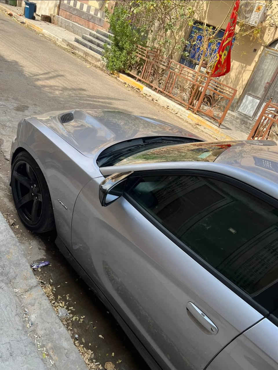 سلام عليكم جارجر 2016 للبيع
مكينه v8 5700 
ضرر البجم 
سياره كامله من كلشي 
السعر 170 ورقه 
للتواصل واتساب ***********
