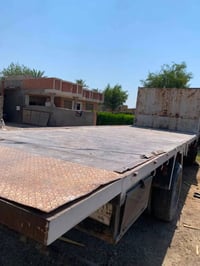 نيسان • موديل ٢٠٠٢ • ٤ طن