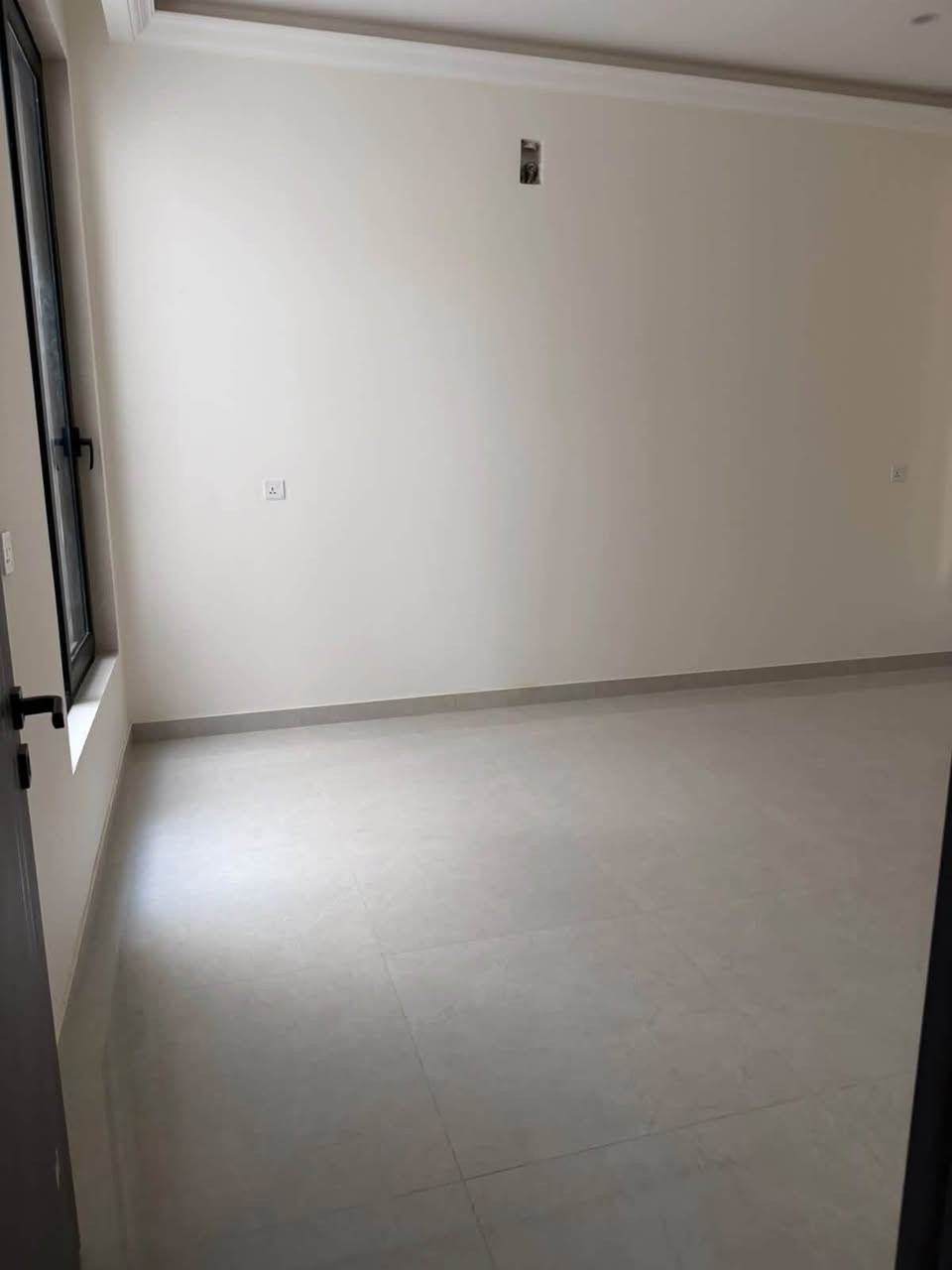 🏠 شقق للإيجار – مجمع الضباط السكني

📍 الموقع: خلف جامعة المشرق، مجاور مجمع البروج السكني.

💰 الأسعار تبدأ من:
• 550 ألف
• 650 ألف
• 700 ألف

📞 للاستفسار والتواصل:
***********
