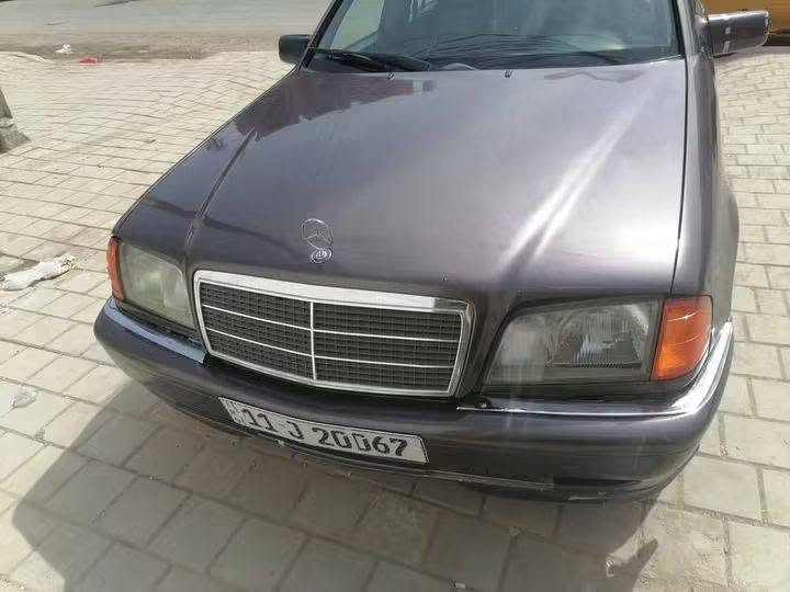 مارسيدس C220 • ١٩٩٥ • گير اوتو