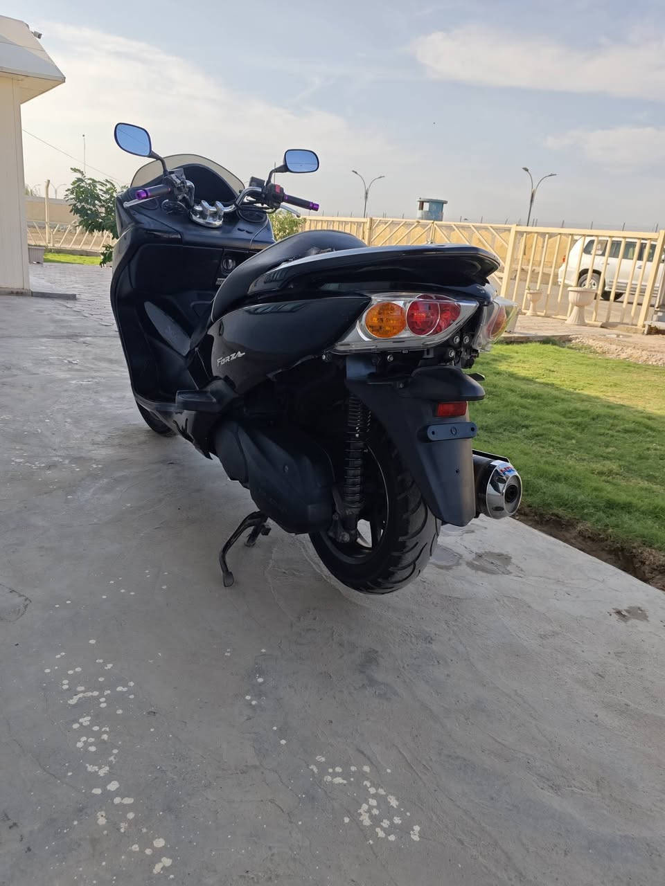 فورزه • ماشيه ٢٠٠٠٠ • اربعه كير