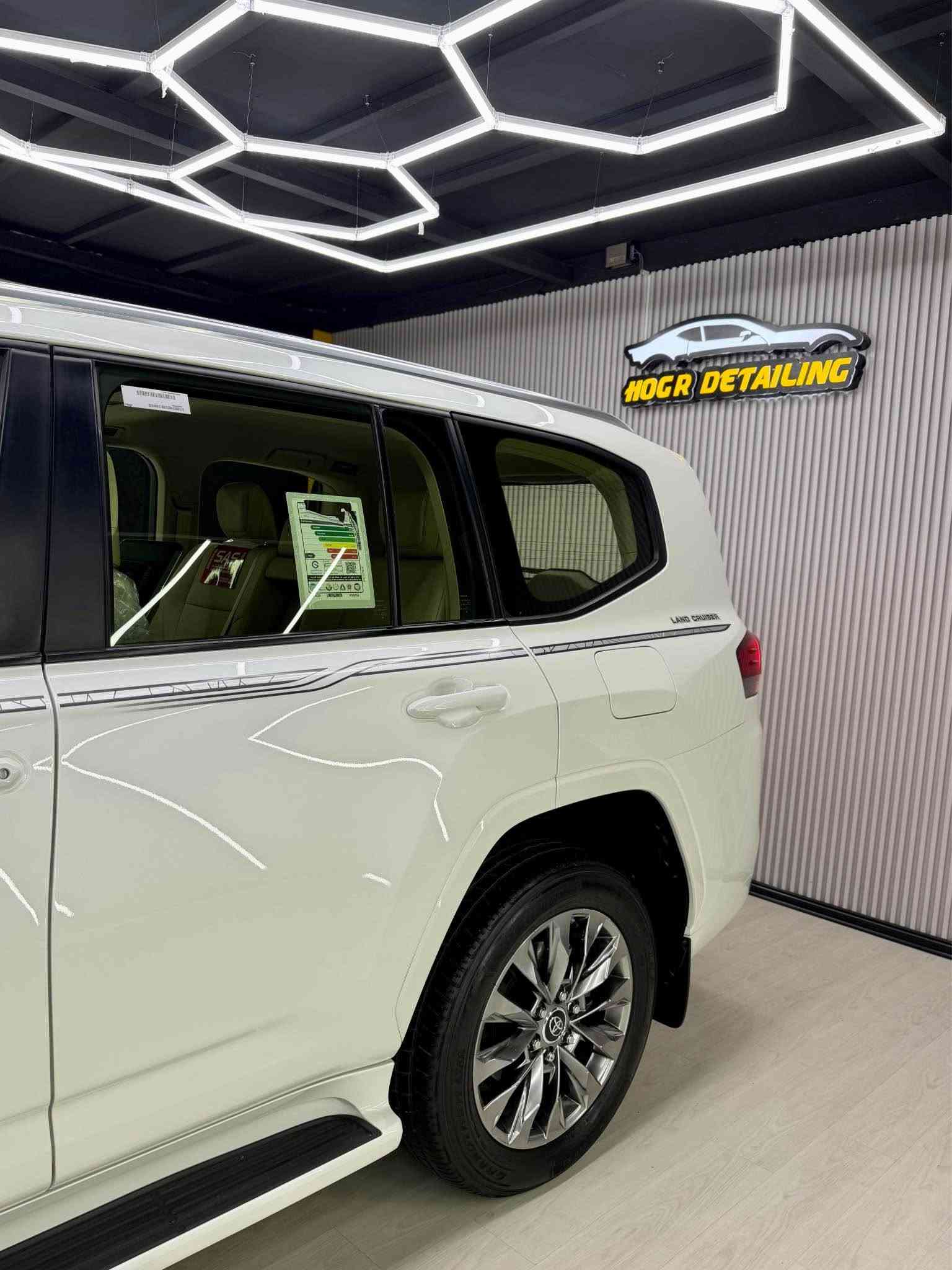LAND CRUISER_2023 
Twin Turbo
_GXR_60,000Km

اللَّهُمَّ صَلِّ عَلَى مُحَمَّدٍ وَعَلَى آل مُحَمَّدٍ

🔷تويتا لاندكروز موديل (2023) توين توربو
🔷سياره زيرو شريكه ساز باب اولا
🔷سياره مواصفات (GXR)
🔷سياره (٦) سلندر توين توربو 
 

🔷سياره گير محرك بشرت مامفتوح كل بشرت
🔷4 اطارات و ويل جديد شريكه 
🔷سياره داخل بيجي كوشنات جلد
🔷كامل غراضات موجود ة

🔷مواصفات سياره 
(كوشنات جلد _ شغال عن بعد
_ كاميرا _ كوشنات تدفيه _ شاشه كبير
٣ شاشات بيلادي _ وايرليس شحن _   نيظام eco _ سلايت _ النزلاق _ثلاجه _ زينون _ حساسيه الديك المؤخره مرايات _)

🔷سنويه هزه كل جديد مباشر حول

🔷• نظافه ١٠٠٪ كامل سيرڤس بدون نقص و

🔷مكان سليمانيه
🔷سعر (648$)
🔷رقم . *********** السليمانية, العراق
