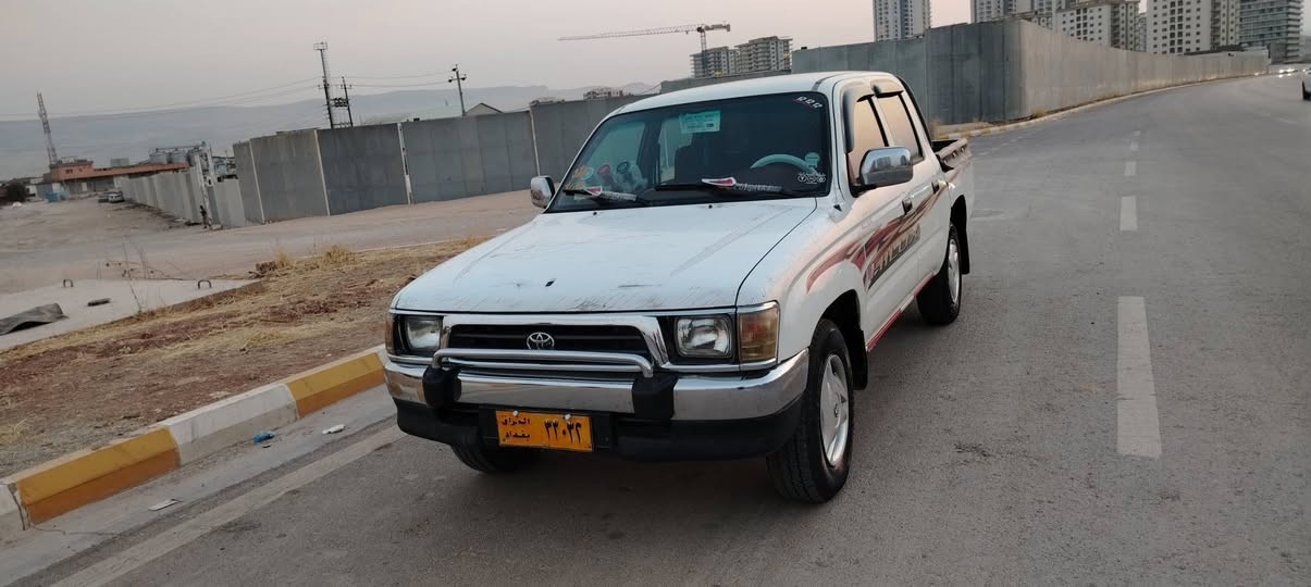بەناوی خوایگەورە ئەم توێتایە بۆفرۆشتن تەبریدو پاوەر 4جام کارەبا ناوسور مەکینەسپی سەیارەکە هیچی پێوەنیە لۆکلۆکە مەگەر کارتی شتێکی بەسیت  سەیارەکە پێشوشانوسەقفی نوکەدەرزی پێوەنیە لۆکلۆکە 4تایەی تازە ئاڕمی پلاسیک بەشەرتی ئاڕمو ئەوەلیاتو خرامە بەشەرتی گێڕومەکینەو ئەکسل  سەیارەکە نمونەیە وماڵی دۆستە ***********لەسلێیمانیم شربازهير, السليمانية
