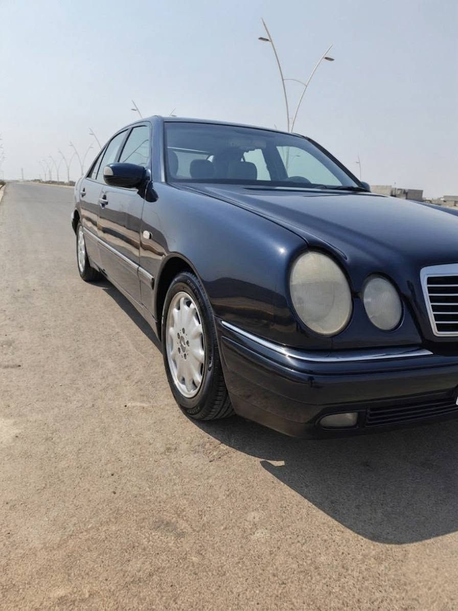 مرسيدس ام عيون E320 
موديل 1995 افتيگارد
رقم بغداد انگليزي الجديد
 بأسمي السيارة وسنوية لل 2031 
هزة جديدة ايضا
تحويل ثاني يوم 
المواصفات:-
محرك بلادي 6 سلندر خراطيم لا تنقيص ولا تبخير 
التبريد فول الفول قطعتين  شرط ثلج 
مصبوغه عام للجمالية وحكم الموديل
صدر جديد كامل من الدعامية للدعامية 
تخم تاير جديد 
گير ومحرك شرط فول الفول 
گير جديد شديته 
فتحه سقف كهرباء
كشنات اماميه كهرباء وضعيات خزن 
كشنات امامية تدفئة 
المري الجانبية كهرباء 
مراية خلفية تعتيم 
برده خلفية كهرباء 
تچوات رأس خلفية كهرباء
السعر 70 وبيها مجال بصيط
مكان السياره.. صلاح الدين/سامراء
للاستفسار الاتصال على الرقم الاتي 
***********
