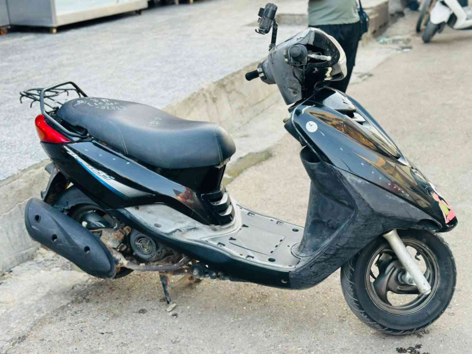 السلام عليكم دراجه بريز ببغاء مال رمبه صارله 4اشهر نازله اوراق ومنفيس مكينه كفاله مكان بغداد الشراي يتصل أو يتفضل خاص😘***********
***********
