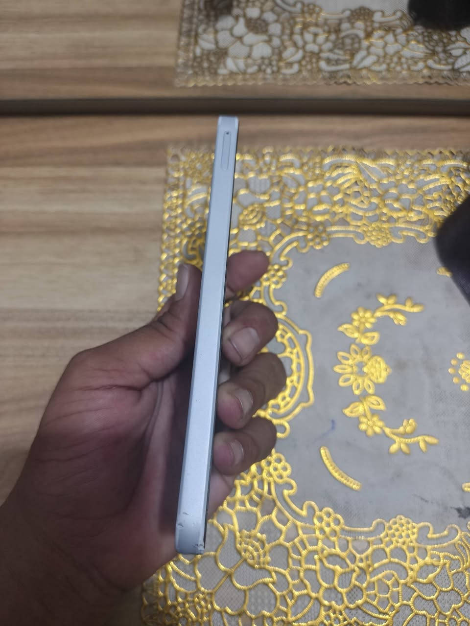 سامسونك A16 ذاكرة ٢٥٦ 
بي طخه بل شاصي اصغيرة 
نضافه فول سعر ١٨٠ 
مكان بغداد الامين بي مجال حك الجيه 
***********

