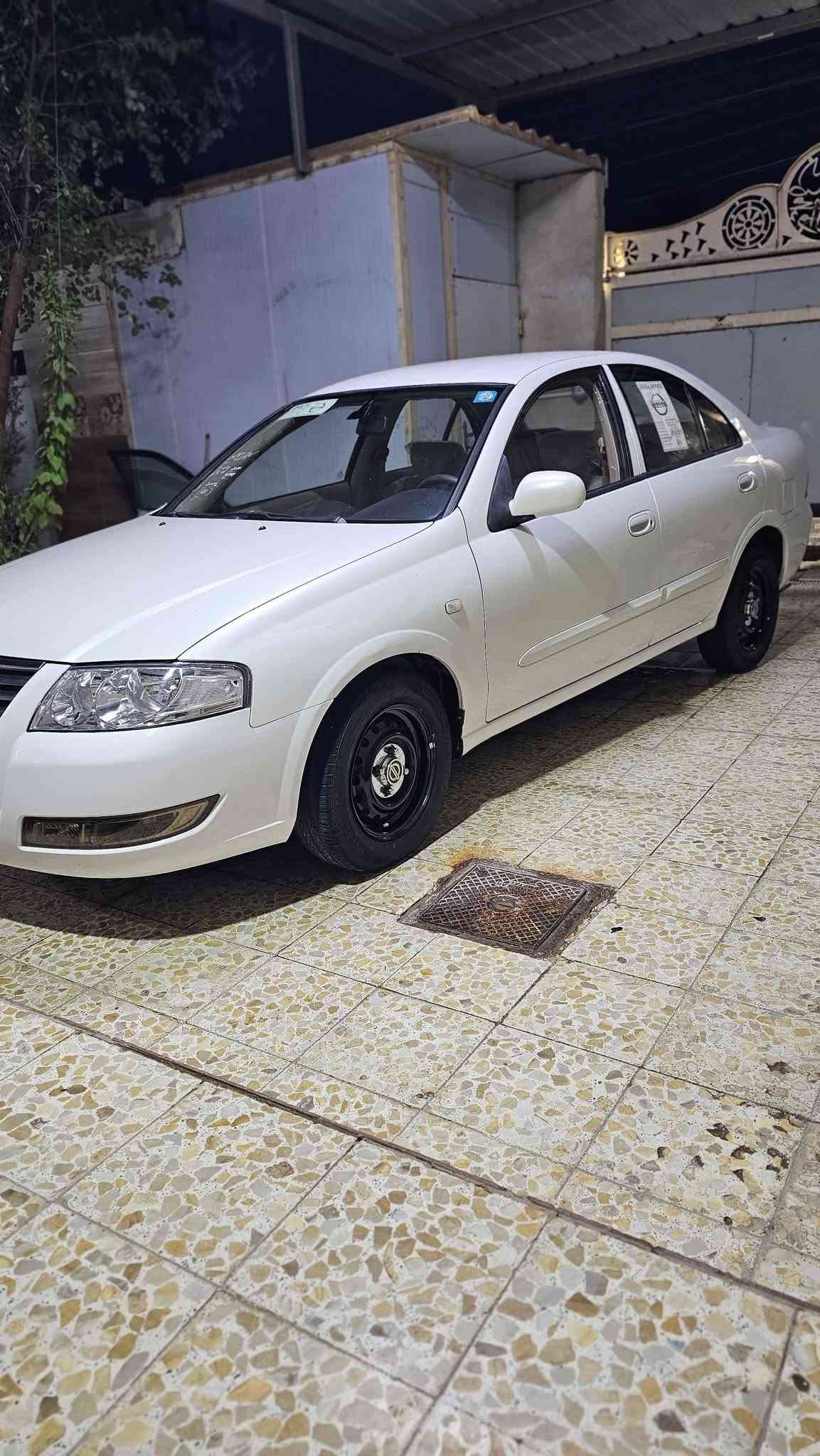 نيسان سني 2012
نيسان للبيع كفاله عامه عده ربع الجاملغ الامامي صبغ موضح بصوره السياره رقم نكليزي ميسان بسمي 
السياره جاهزه حداديه تخم تاير تبريد السياره جديده حيل.
فدوه لعينك اذا ما تشتري لا تتصل تستفسر 
السعر 112 بيه مجال قليل كلش . مكاني ميسان لعماره 
***********
