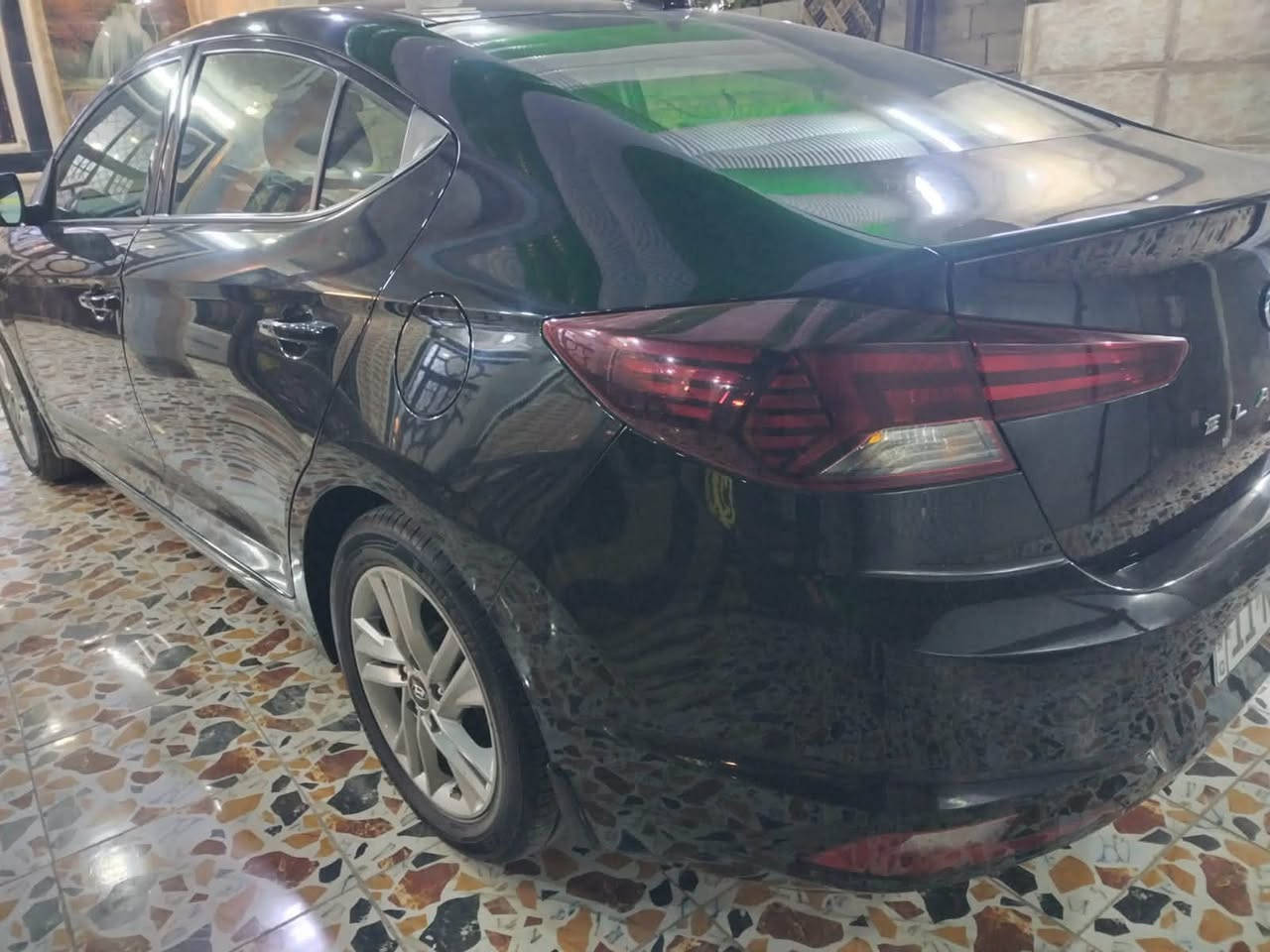 هونداي النترا ٢٠٢٠ 
وارد امريكي محرك ٢٠٠٠ دوش مكفول
كير اي تي مكفول
رقم بغداد ماشيه ٤٨ ميل 
حادث امريكا جاملغ جهه السايق بدون دواخل 
وبالعراق طخه بالباب الخلفي ومبينه بالصور منزلها 
مواصفاتها اشاير مري ورادار 
تبريد مناخين 
السياره جاهزه من كلشي سعرها ١٣٣ وبيها مجال
***********
