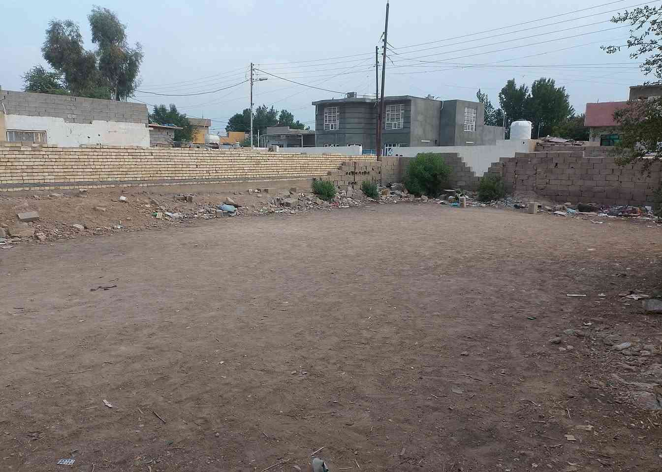 أرض للبيع • بل كرغوليه سايد • خدمات كاملة