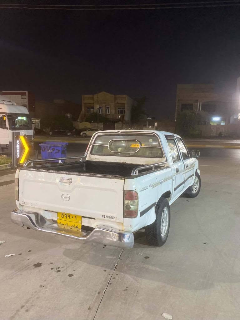 پیکاب ادمیراڵ ۲۰۰٨ گێر بەشەرت 
مەکینە سەرف دەکات
*********** أربيل, العراق
