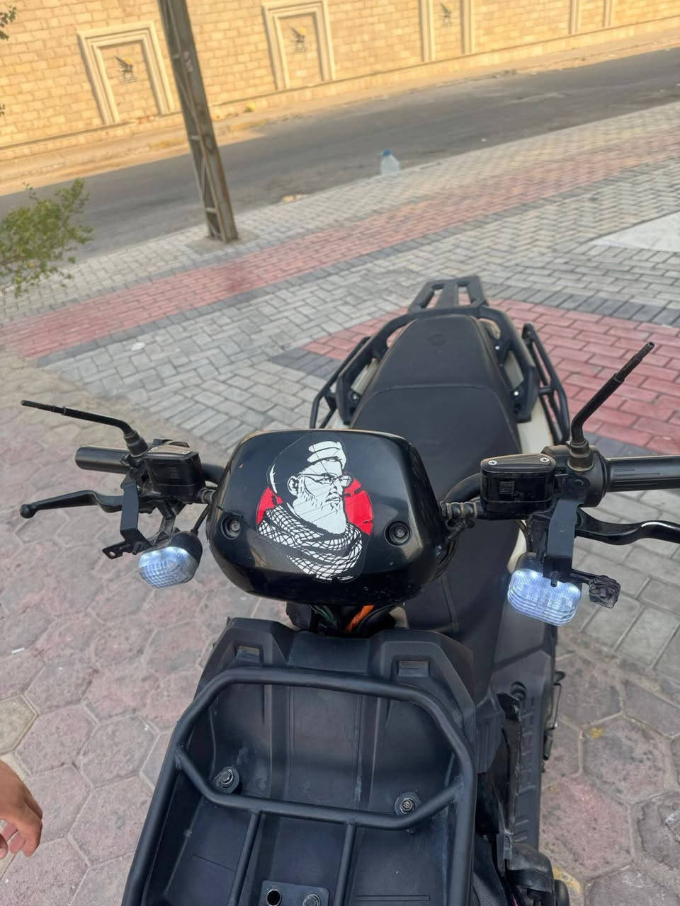السلام عليكم دراجه اباتجي للبيع الدراجه تعرضت الحادث بسيط و تكسرن الكفرات الاماميه فقط و الباقي كله ع وضع الشركه مواصفات
السلام عليكم دراجه اباتجي للبيع الدراجه تعرضت الحادث بسيط و تكسرن الكفرات الاماميه فقط و الباقي كله ع وضع الشركه مواصفات 
ملف 2500
برك ABS 
بصمه و سويج
6 باتري 72 فولت 
تايرات جديده
مكاني بغداد و السعر 625       رقم ***********
