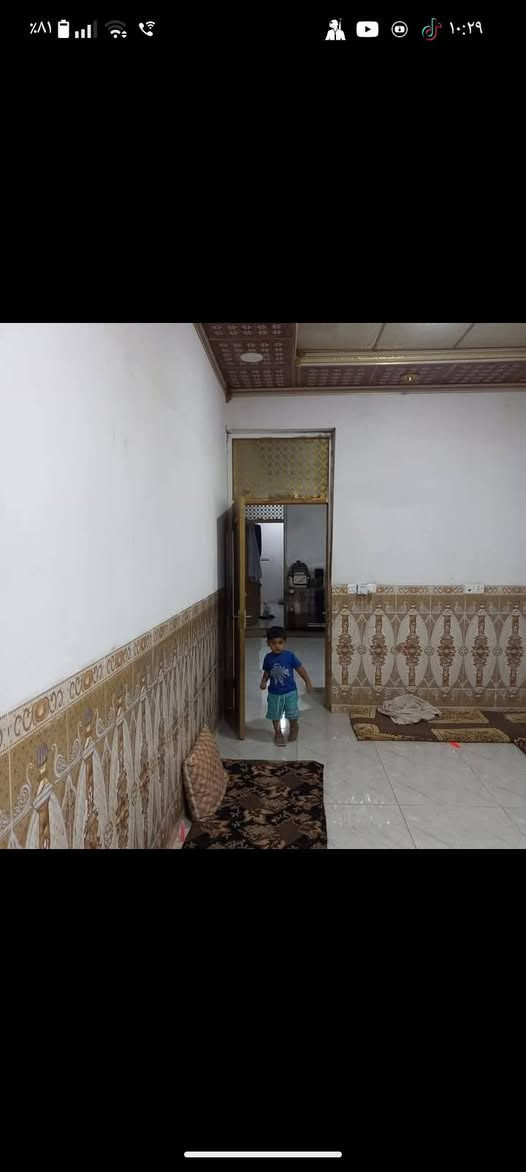 سلام عليكم مشتمل للبيع مساحه 120
جاهز للسكن كليته كامل من سقوف وسراميك كليته ولبخ 

التحويل ثاني يوم السعر مناسب جدن مستعجل على بيعت البيت 
لاتصال مع صاحب البيت ***********
