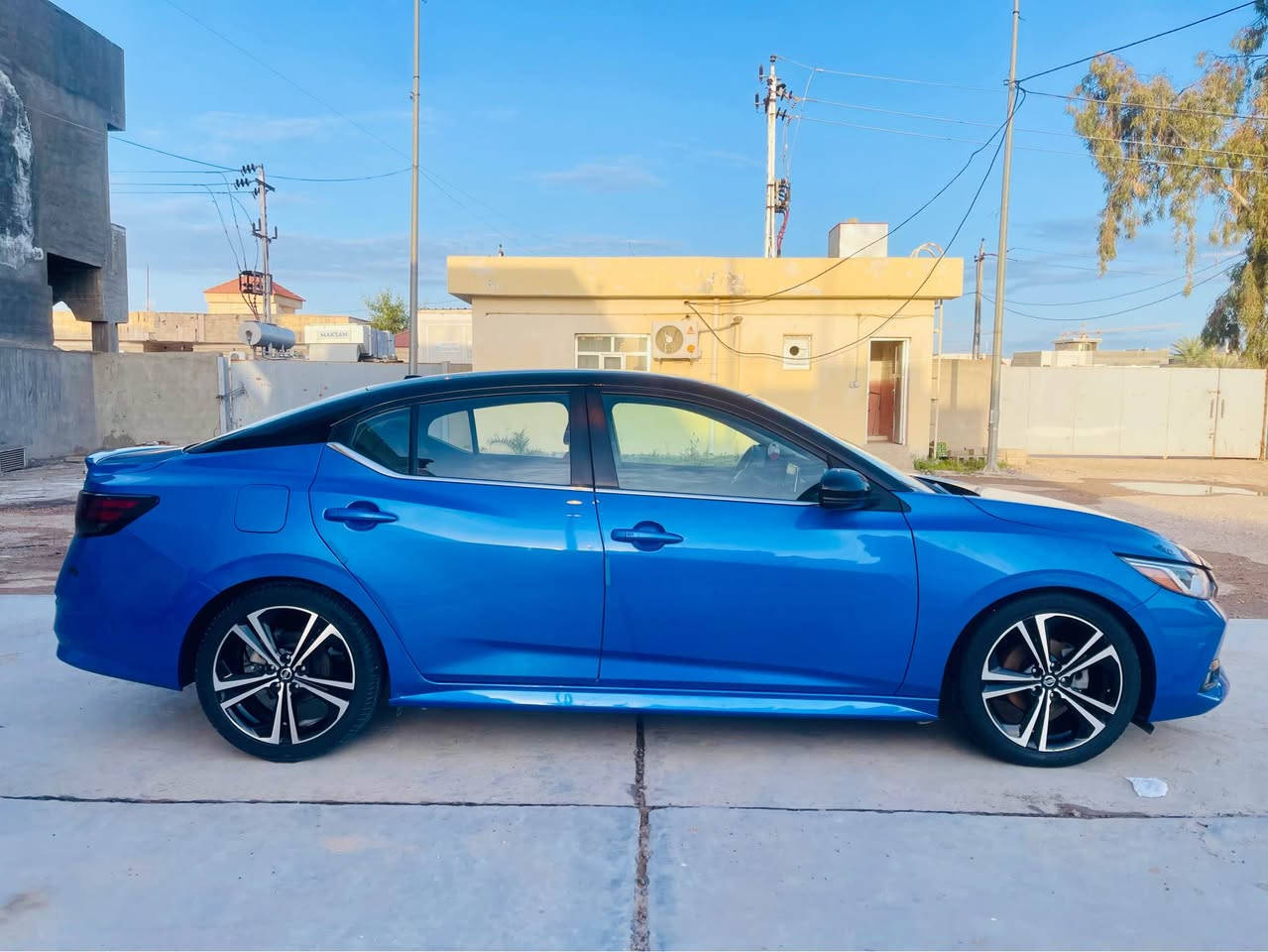 🔥 للبيع نيسان سنترا SR موديل 2021 – وارد أمريكي 🇺🇸

🚘 نيسان سنترا SR
📅 موديل: 2021
🇺🇸 وارد أمريكي
📍 الموقع: الأنبار – الرمادي
🛣️ الممشى: 111,000 ميل
💰 السعر: 13,000$

✨ المواصفات:
• فئة SR الرياضية
• سقف اسود بلادي
• مريحة وعملية للاستخدام اليومي
• صرفية وقود اقتصادية
•السياره داخله كلين تايتل ،، بالعراق صار بيها حادث بدلت جنطه وكاله نفس اللون بدون اي دواخل ايرباكات سليمه 

📌 ملاحظة: السيارة رقم أنبار / معوقين، انطيك وكالة عامة مطلقة للمشتري.

🔧 السيارة موجوده بالرمادي، والفحص متاح بأي مكان يحدده المشتري.

📞 للاستفسار: *********** / *********** متوفر واتساب
💬 السعر قابل للتفاوض للجاد فقط، والله يرزق الجميع 🤍 الرمادي, الأنبار
