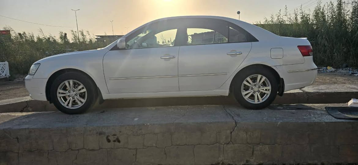 للبيع سوناتا موديل 2010 خليجي رقم بابل الماني مكفوله كفاله عامه محرك 2400 تبريد ثلج تدفئة نار للاتصال ***********  ملاحظة مكلف بلنشر
