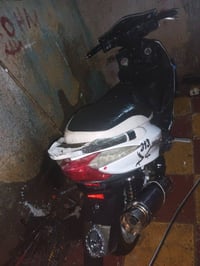 دراجه سيام للبيع شغاله كامله اطلع وين متريد كهربائيات كاملة السعر 400ب...