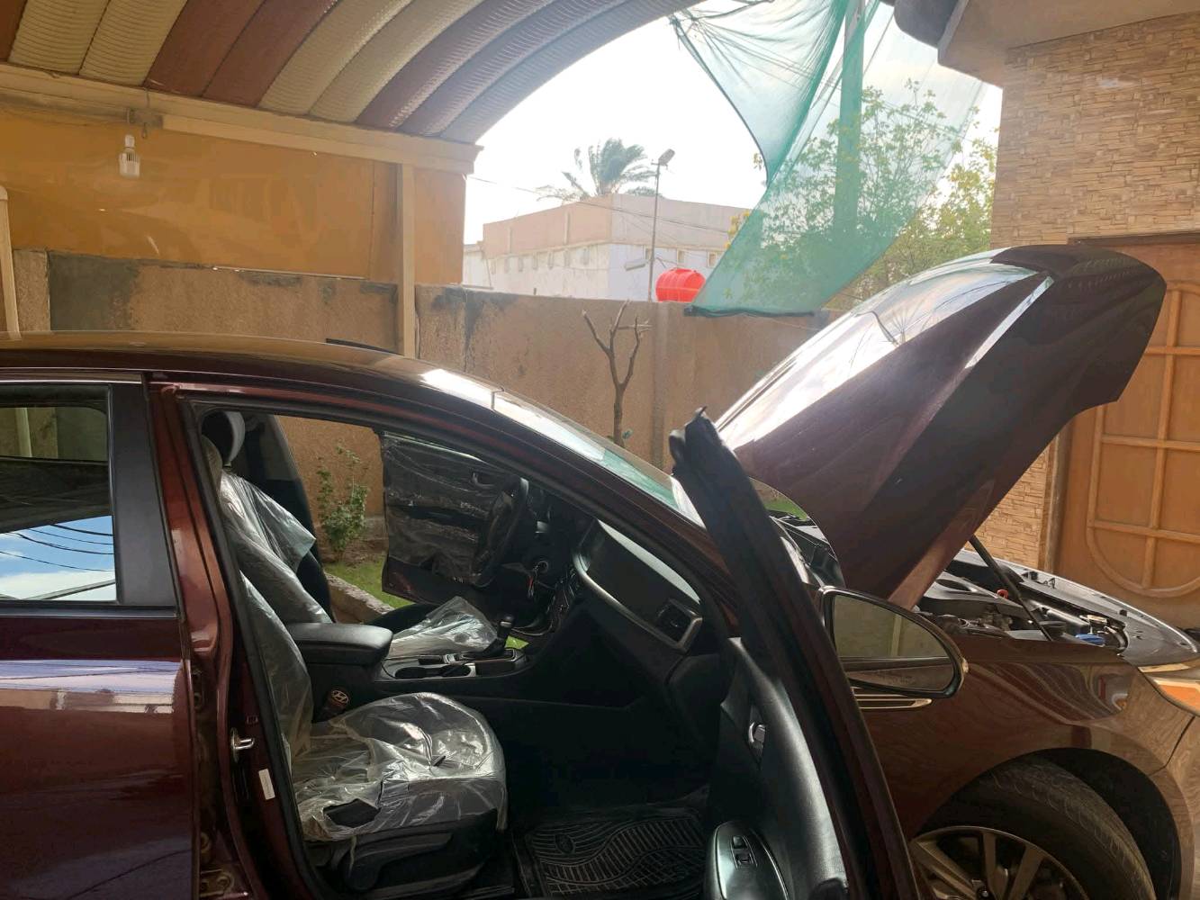 سلام عليكم 
أوتما موديل ١٩ نضيفه جداً من الخارج والداخل والحداديه والكرير بوضع الشركه تخم تاير السياره بدون صبغ وبدون ارباك  مكان السياره مركز الحله ..وعملي  بغداد *********** السعر ١٣٥ وبيه مجال