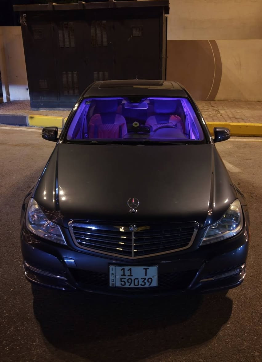 السلام عليكم،
للبيع مرسيدس C250 اربعة سلندر موديل 2014 (وارد)، رقمها بغداد ضرر دعامية خلفية بسيط و السيارة بحالة ممتازة ونظيفة جداً، مابيها اي صبغ والسعر  163 قابل للتفاوض بالمعقول.
المواصفات: ✅ شاشة كبيرة
✅ شفتات تبديل السرعة خلف المقود
✅ تحكمات ستيرن
✅ داخلية جلد بيجي   
✅ ناقل حركة تيبترونيك
✅ حساسات
✅ ماوس تحكم
✅ فتحة سقف
✅ كاميرا خلفية
✅ نظام صوتي Harman Kardon الأمريكي
✅ مثبت سرعة (كروز كنترول)
✅ تحكم بالمرايا
✅ مقود كهربائي
بالإضافة إلى باقي مواصفات مرسيدس المعروفة.

السنوية باسمي يعني ثاني يوم تحويل
للاستفسار والمعلومات 
***********
