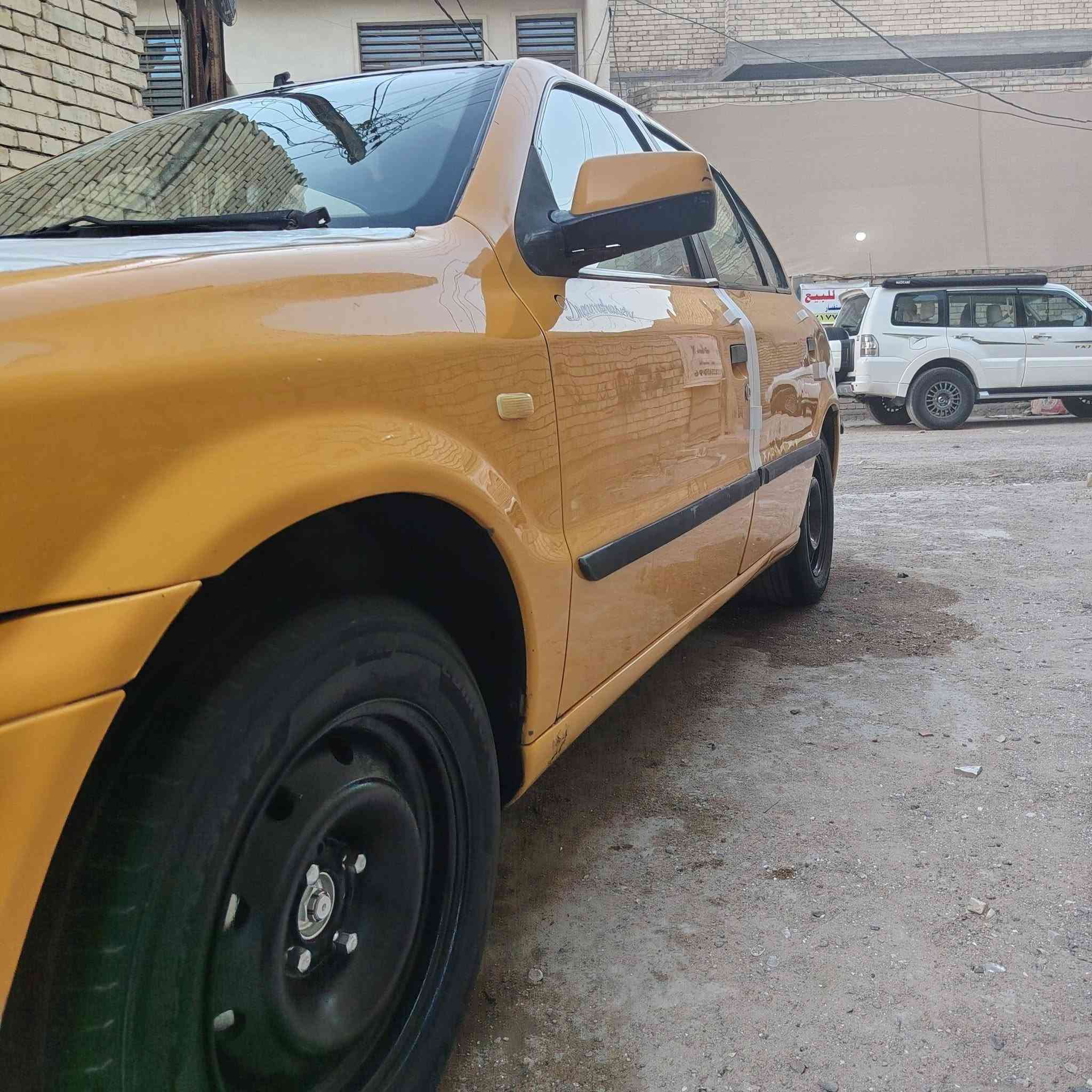 سلام عليكم شباب سمند مديل 10 امصفره هيئه وغرامات وهزه جديد سنويه لل 31 تحويل مباشر بسم صاحبي
مكينه كير مكفولات كهربائيات كلهة شغاله كيجات اشاير
 امدوشمه ارضيه وكشنات وتنته وتخم تاير جديد جامه جديده جديده شاشه اندرويد و تبريد عوزه بس غاز 
 بيه جاملغ خلفي صبغ وجاملغ امامي
عنواني بغداد الامين سكينه السعر 26$ وبيه مجال

***********
