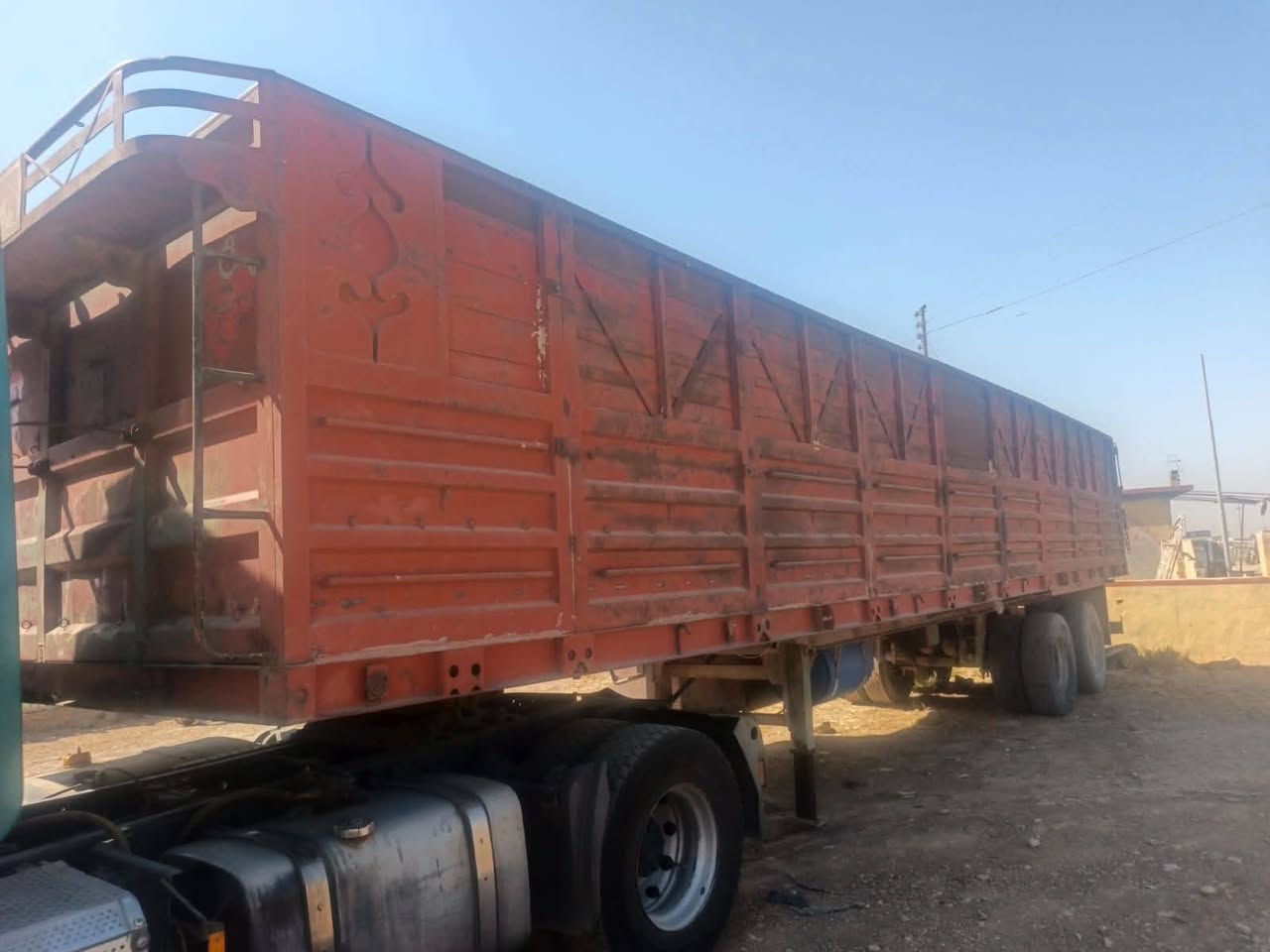 السلام عليكم
عربانة حدادية للبيع
سعرها 50 ورقة وبيها مجال
الاتصال بالرقم
***********
