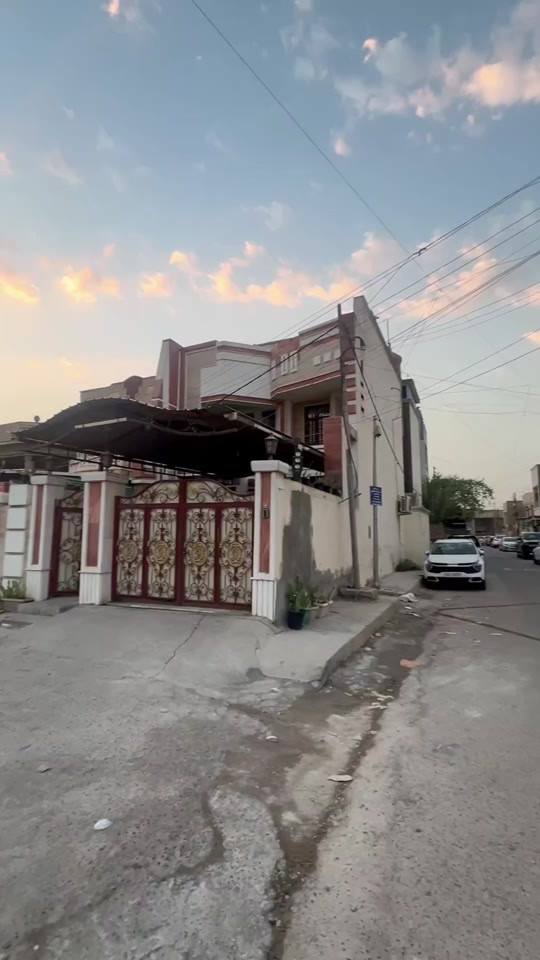 بيت في حي اور
