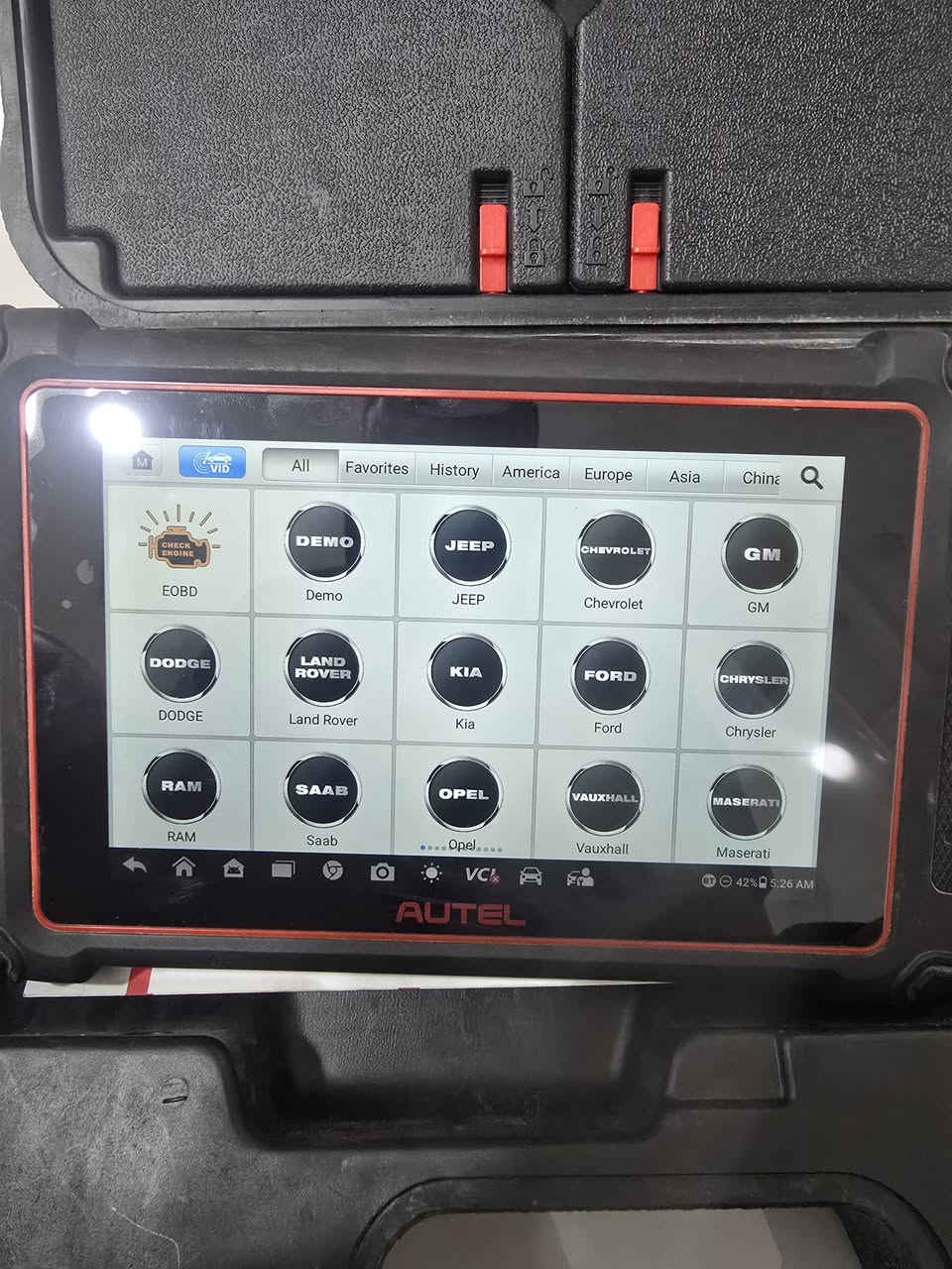 سلام عليكم 
Autel mk900bt 
منتهي الاشتراك قبل شهرين يعني بشهر السادس منتهي 
جهاز نظيف جدا كل الماركات منصبة مع وضائف الصيانة 
الجهاز وكالة شركة لمعان الوسام .

السعر 750 الف وبي مجال بسيط 
***********
