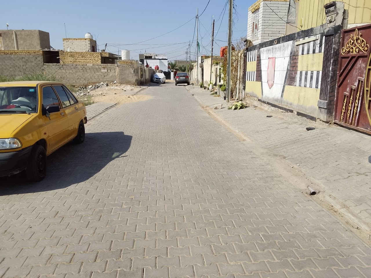 عرصه للبيع في حي الامين الثانيه مساحه 200 عمود اموت 621 شارع المصطفى/***********
