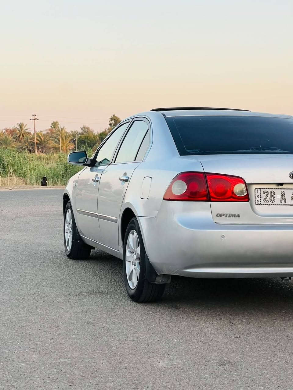 السلام عليكم كيا اوبتما 2008بسمي رقم جديد خليجي بيه جاملغ صبغ فقط والباقي كفاله فتحه اسياره سعر 97اوبيه مجال ***********
