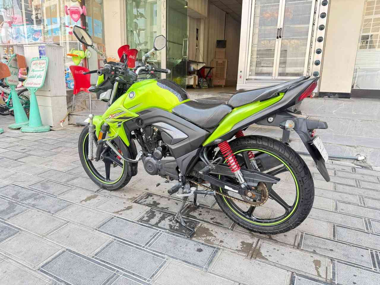 هاوجي للبيع
موديل 21 
مسجل 
لون اخضر 
كامل اي نقص مابي كله شغال 💯
السعر : 16 ورقة ونص .. وبي مجال بسيط 
رقم التلفون : ***********
