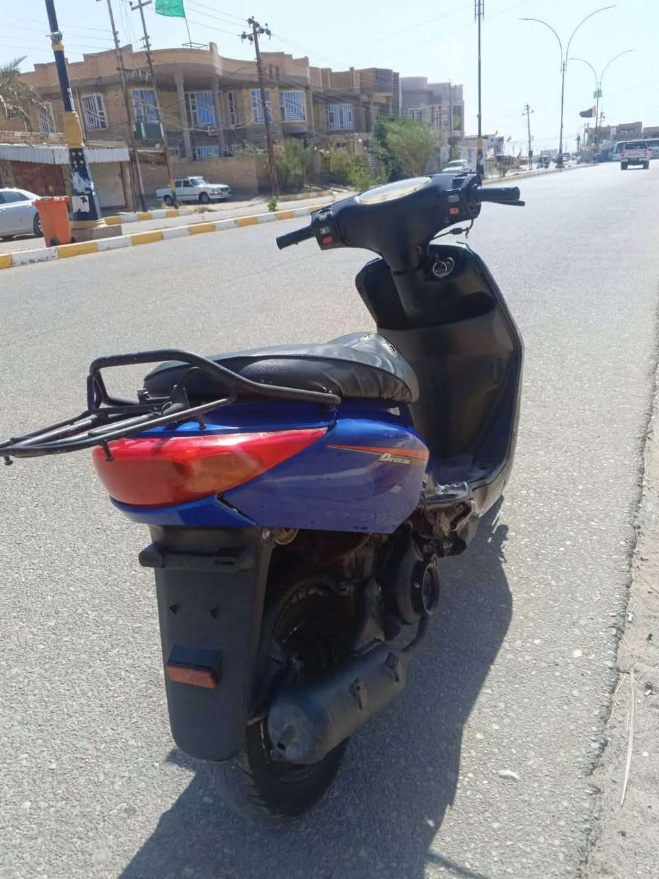 سلام عليكم بريس مكينه ماكس جاهره كهربائيات كله شغاله مكينه ناعمه دراجه تخبل السعر 400وبيه مجال وذااكو مراوس عادي 
مكاني رفاعي  ***********
