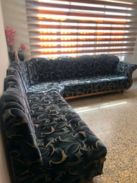 ديوان نظيف للبيع