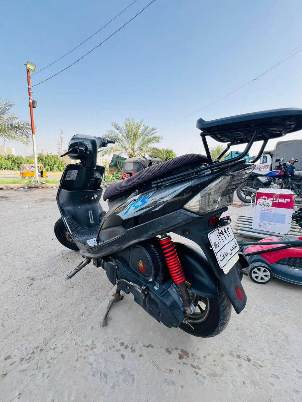 سلام عليكم اخوان ماكس عدله لبيع نضيفه دراجه مكفوله من كلشي من تبخير تنقيص دراجه نضيفه مكينه ناعمه تخبل شلعه معدله طياره مكينه برغي ما مامفتوح اطيك ترأي الئ بصره دراجه حلوه كهربياته كله شغله نكره سلف هندر ختم واحد.دراجه مل جناي مو بيع شراي رقمي *********** سعر دراجه 625الف مكاني بغداد الكاظميه
