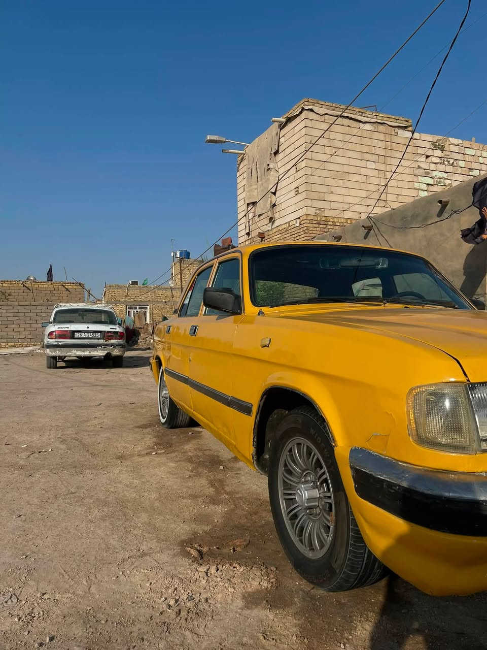 سلام عليكم خوان سياره فولكه للبيع السياره محرك اكسن تخم تاير كله جديد كهربائيّة كلها شغاله بيها وكاله ماعده بس الكير كايم سعر السياره 20او سعر الكير يطيح من سعرها يعني قفلها 17بدون مداهر ولشراي يدللل مكاني سوق الشيوخ ***********
