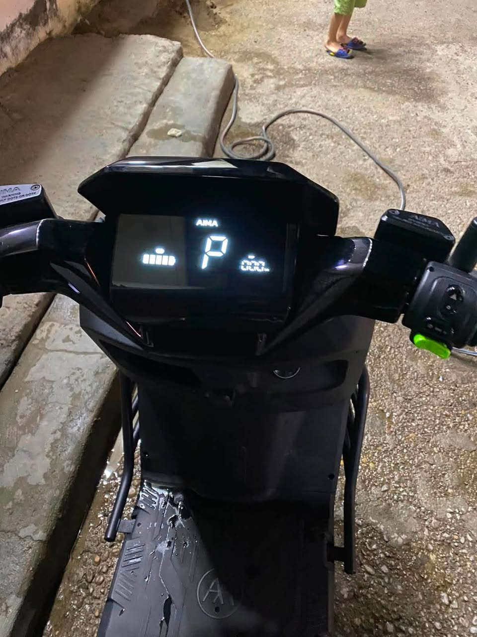 دراجه شحن RS للبيع عدد البطاريات 6الشحنه تمشيك 62 كيلو متر دراجه جديده فوك متصور مجرد اروح بيها من زيونه للكراده وطابكه باب شغلي متوازي ع بيعتها سعرها 900 وبيها مجال .***********

