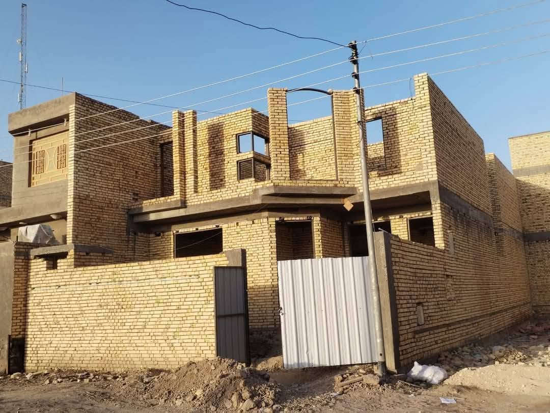 ***********
يالله خلفه بناء شرط درجة اولى 
نشتغل داخل الناصريه بناء شرط النضافه وشارف مهندس 
اتصل عله رقم او واتساب ***********@الجميع
