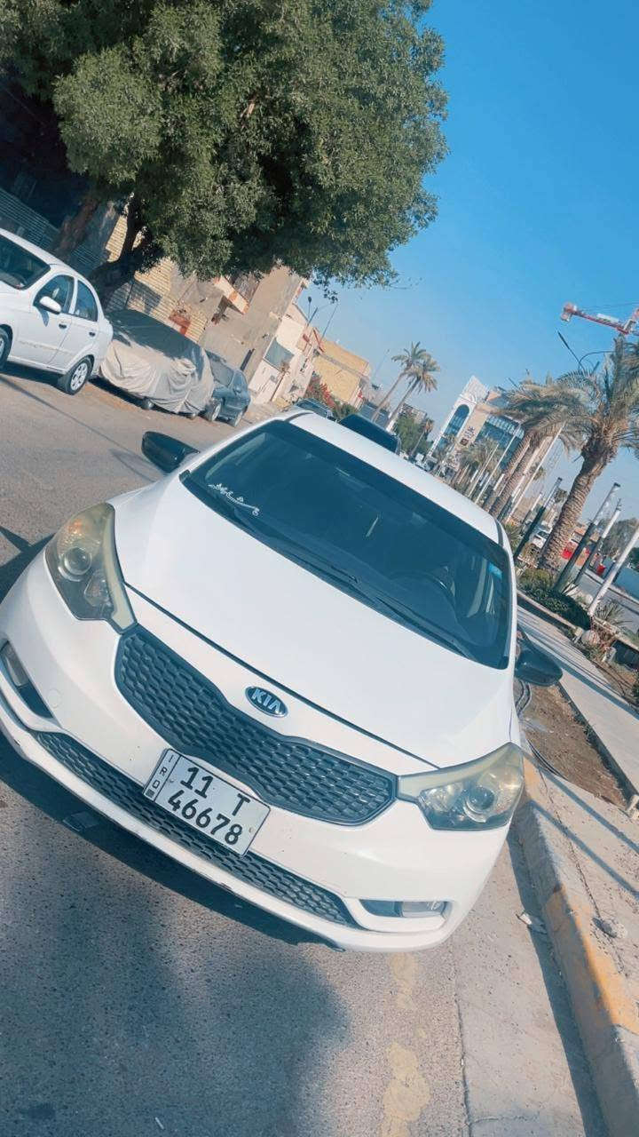 سيراتو 2014 خليجي #نظيفه_وجاهزه
مكفوله من الصبغ والتبديل والحادث 
رقم بغداد بأسمي تحويل مباشر 
كير ومحرك مكفولات 
حداده وصدر جديد 
بيه شبر صبغ فقط والباقي مكفوول 
سياره جاهزه من كلشي وما ناقصه شي  
مكان بغداد حي جامعه 
رقم صاحب السياره
 *********** واتساب 

.
